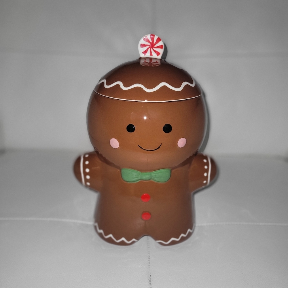 Holiday Christmas Gingerbread Ceramic Cookie Jar